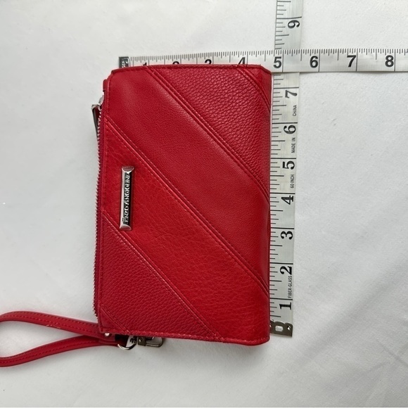 🌼2 for $30🌼 NEW Enzo Angiolini Red Wristlet - Picture 5 of 8